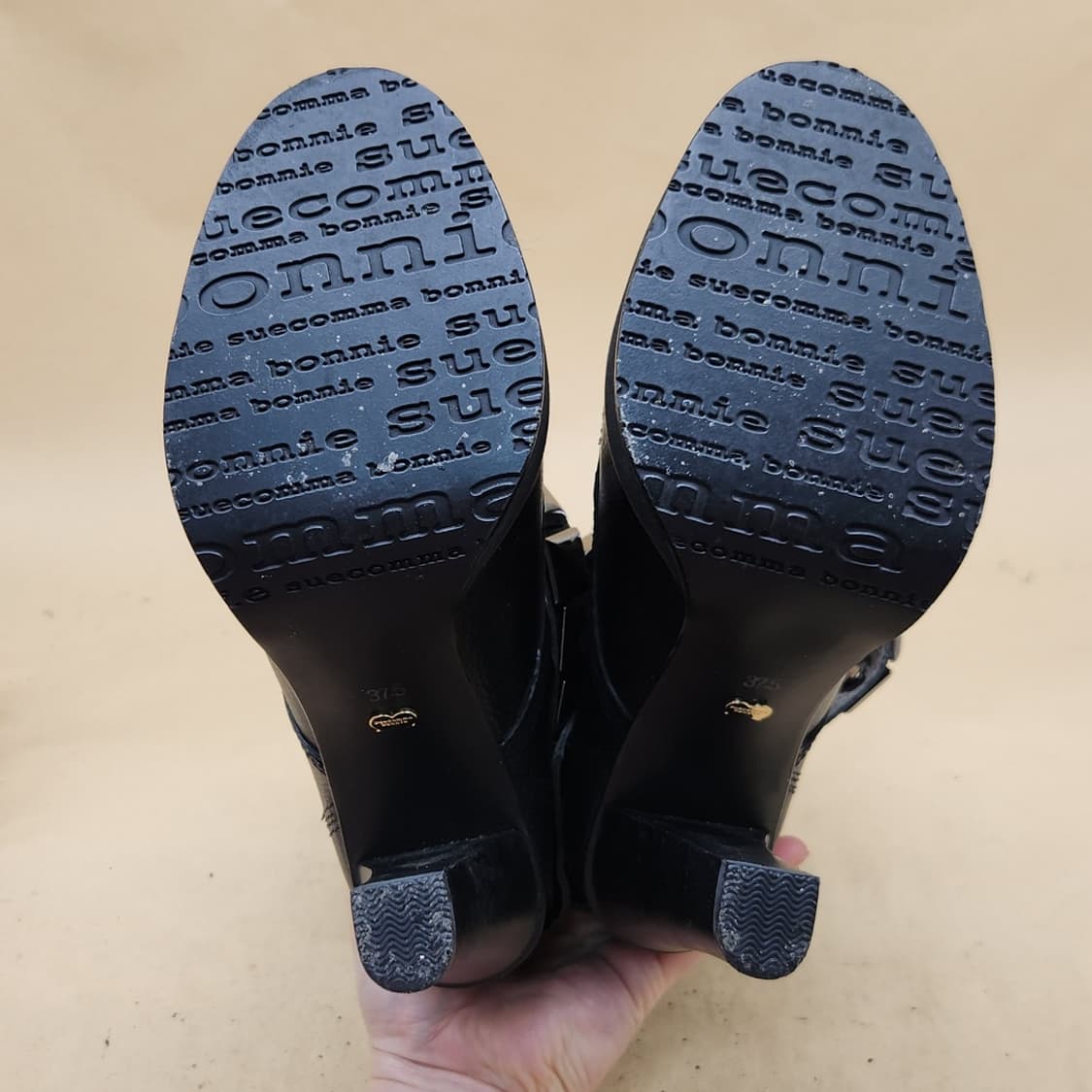 슈콤마보니 스터드 여성 워커 실사이즈 240 굽10 상품이미지3