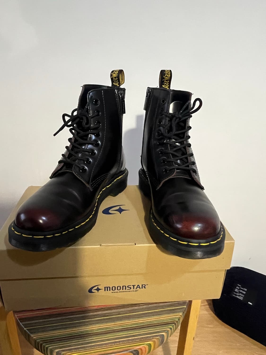 닥터마틴 1460 파스칼 지퍼 체리레드 250 상품이미지1