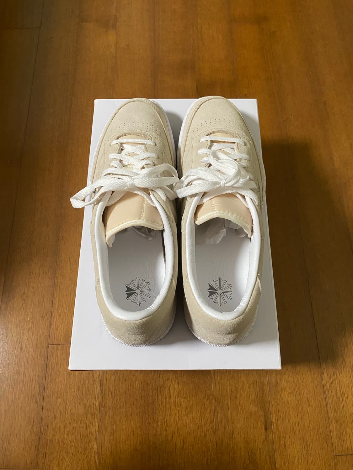 [280] 리복xJJJ자운드 클럽씨 85 스웨이드 코르크 화이트 상품이미지3