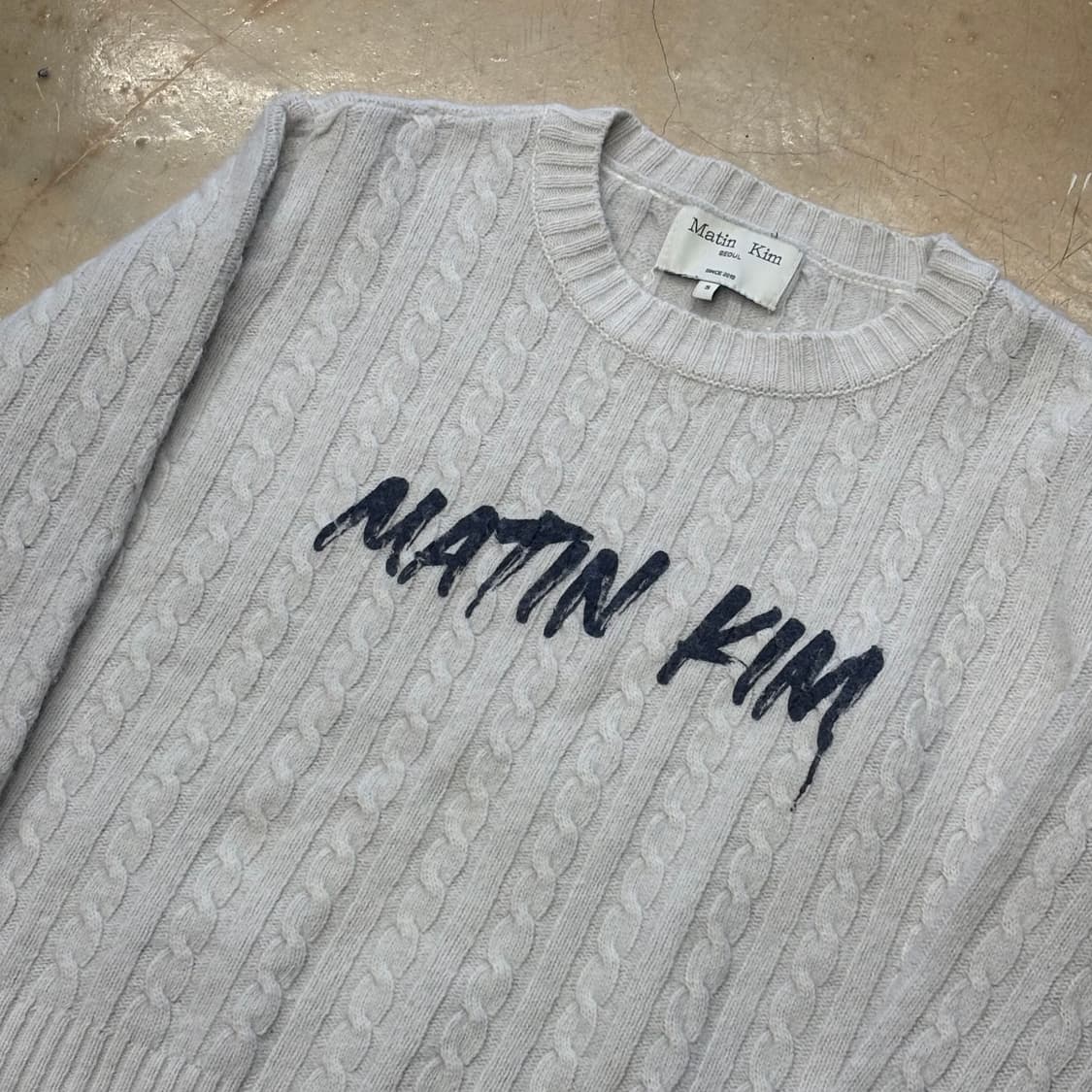 S 마뗑킴 여성용 울 캐시나일론 혼방 케이블 니트 상품이미지1