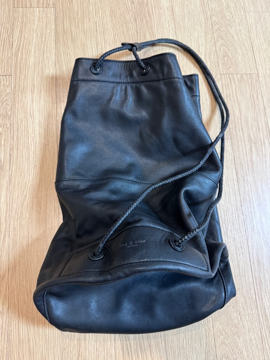 rag&bone 랙앤본 레더 버킷백 상품이미지2