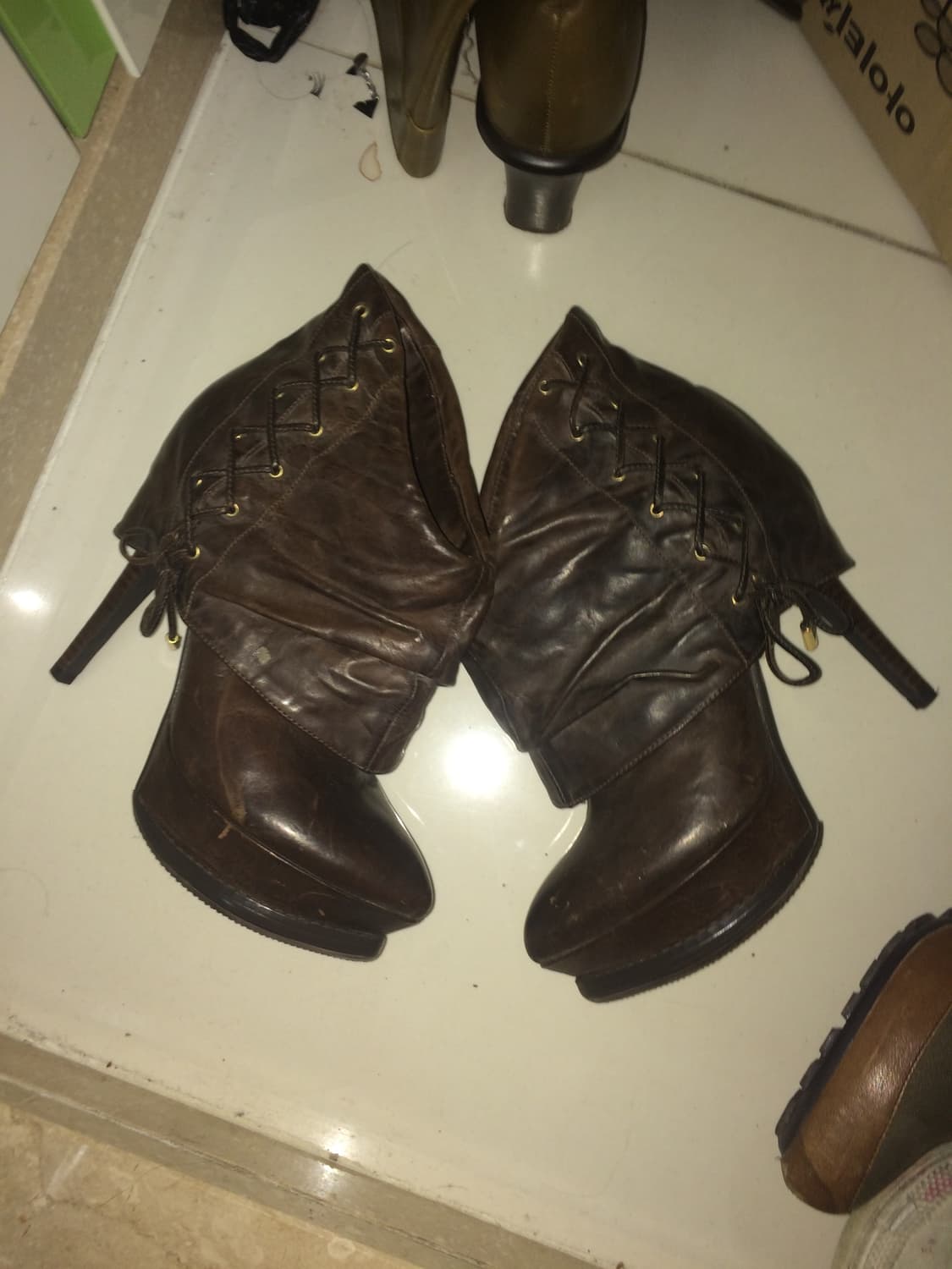 Guess 가보시 앵클 부츠 상품이미지2