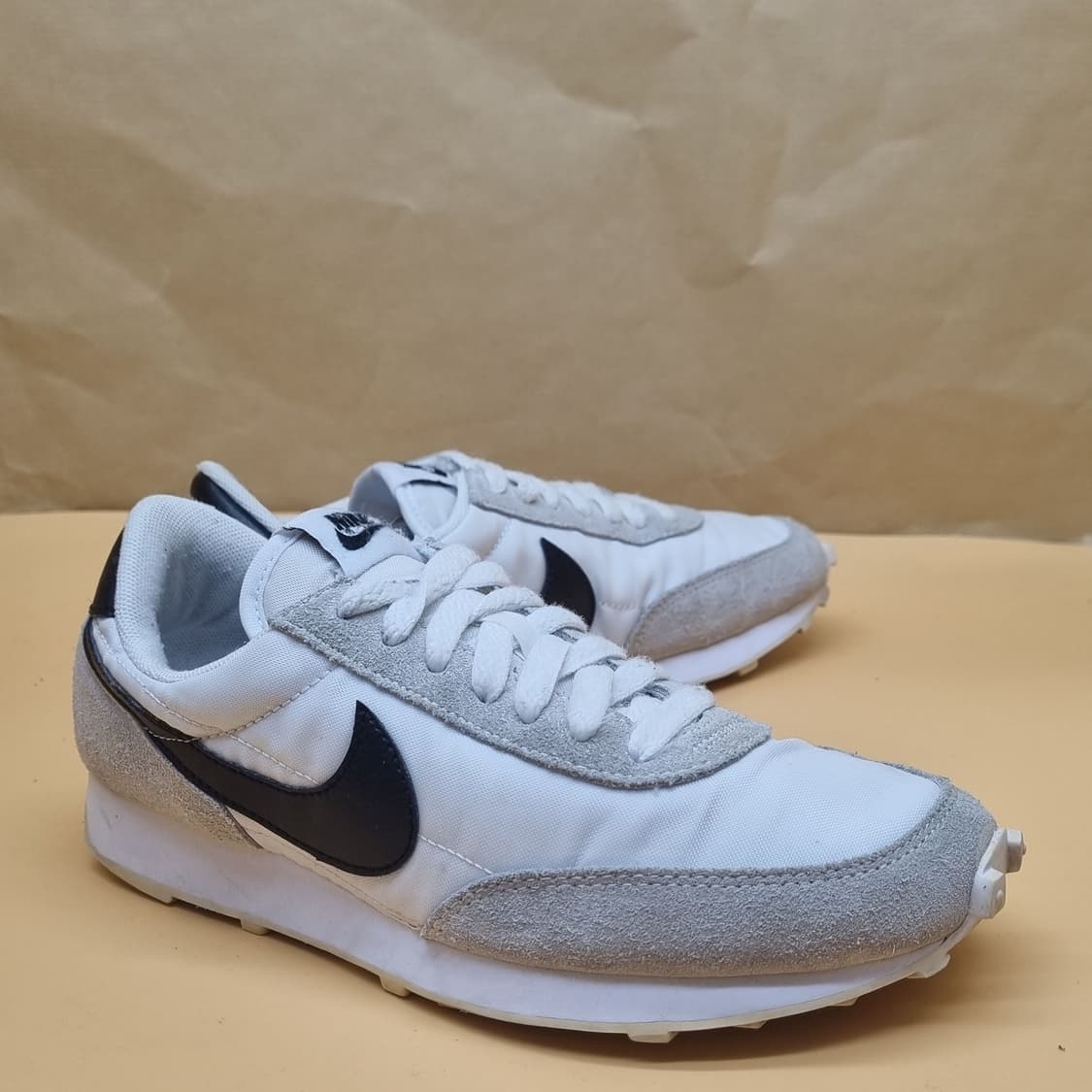 나이키 데이브레이크 흰/검 여성운동화230. 상품이미지1