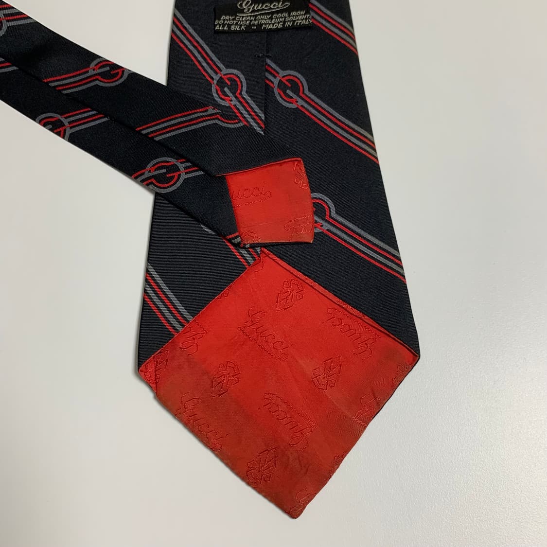 구찌(GUCCI) GG모노그램 블랙 스트라이프 빈티지넥타이 명품 A등급 상품이미지6