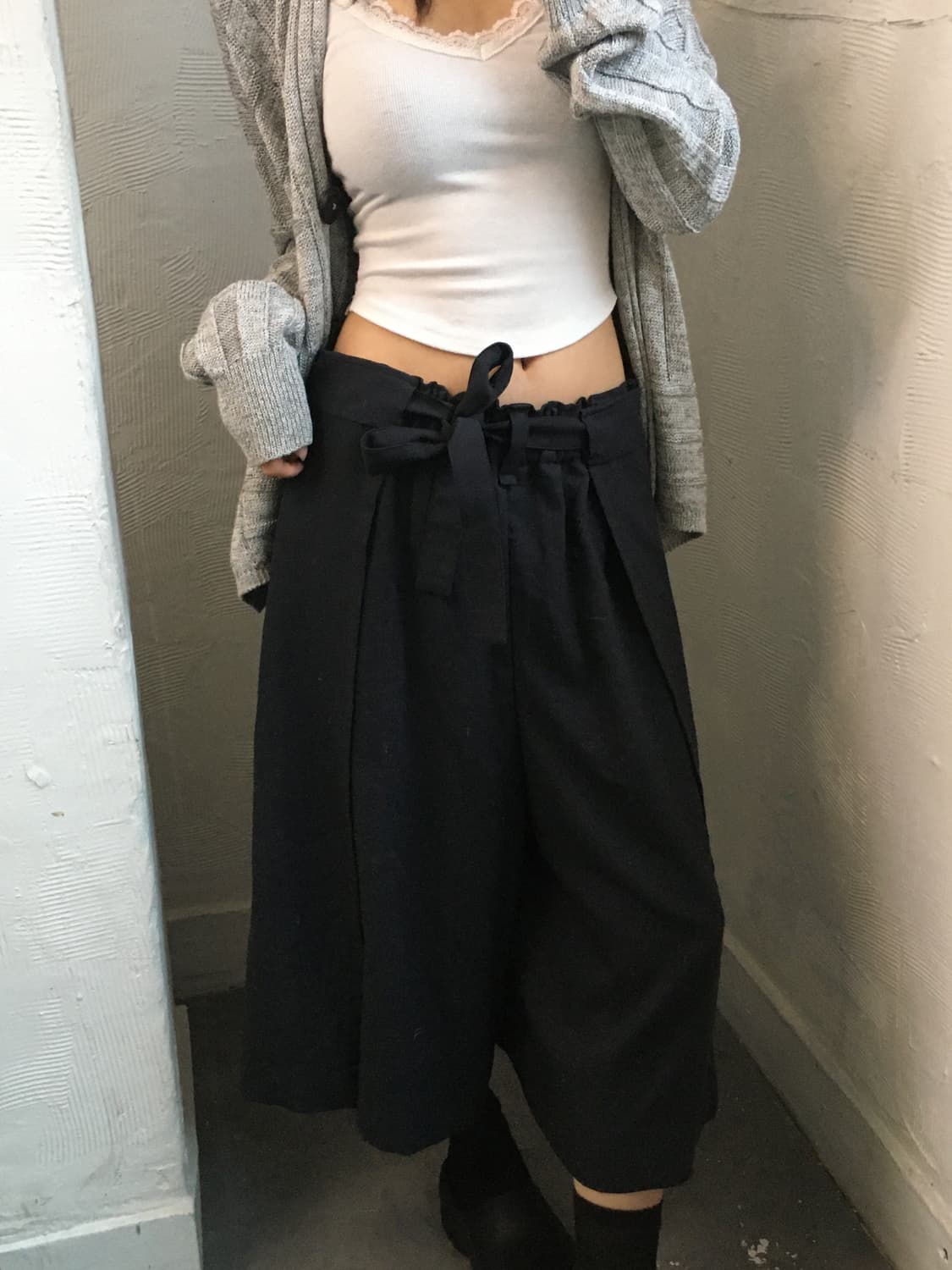 Issey Miyake 이세이미야케 네이비 랩벨트 큐롯 팬츠 상품이미지1