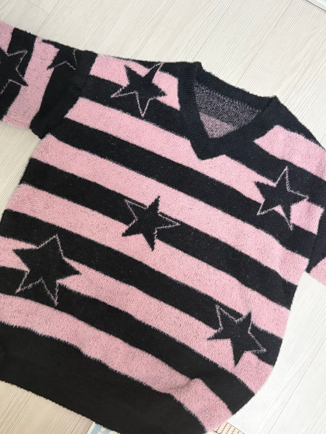 별 스트라이프 니트 상품이미지1