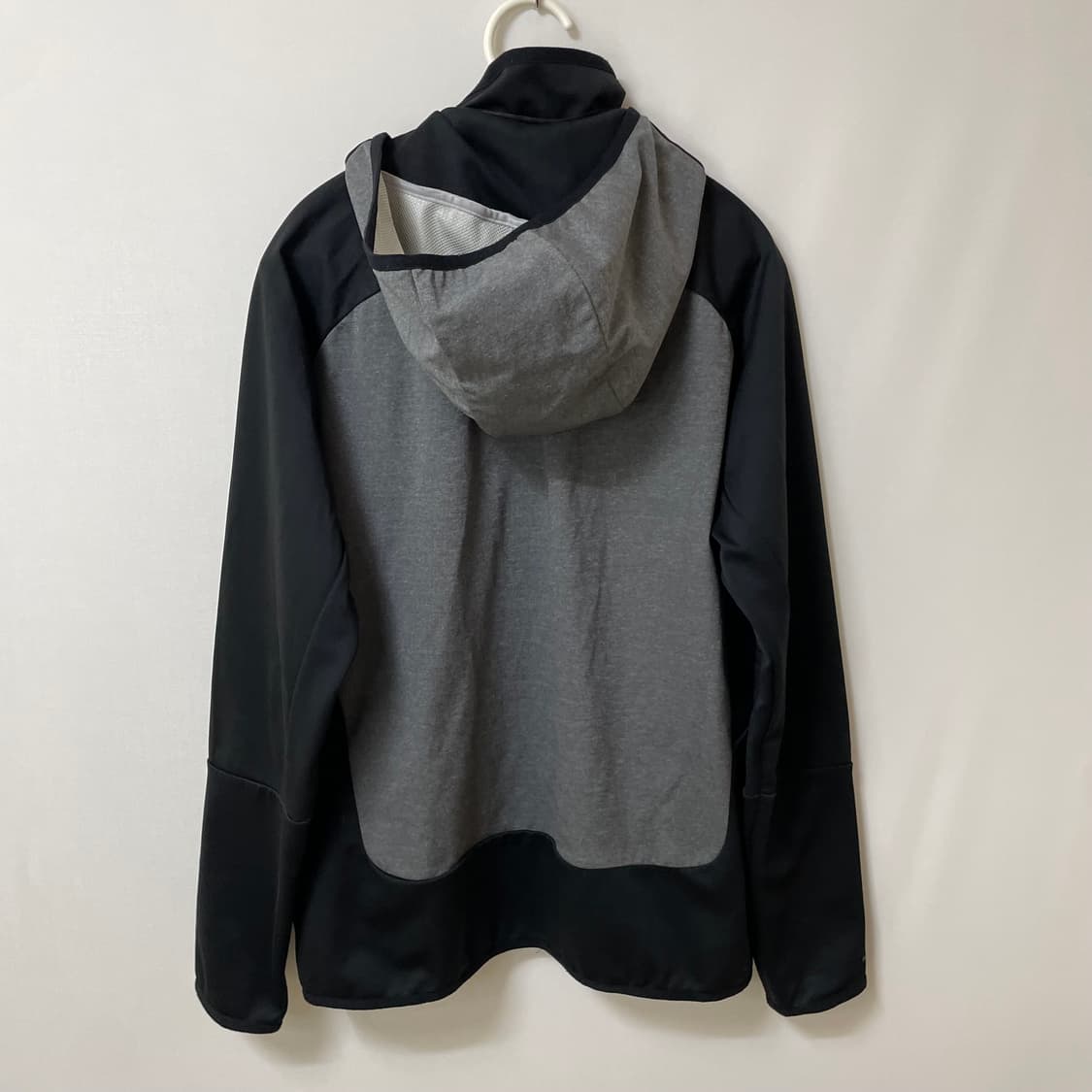 [ XL ] 리복 스포츠 스판 바람막이 후드자켓 상품이미지6