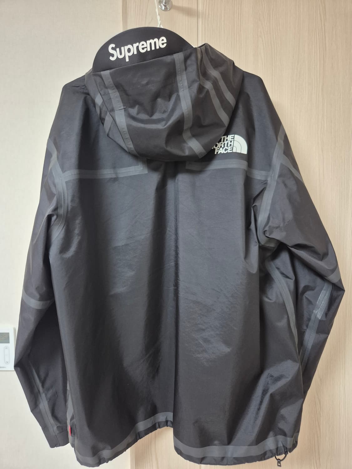 슈프림 테이프심 자켓 상품이미지3