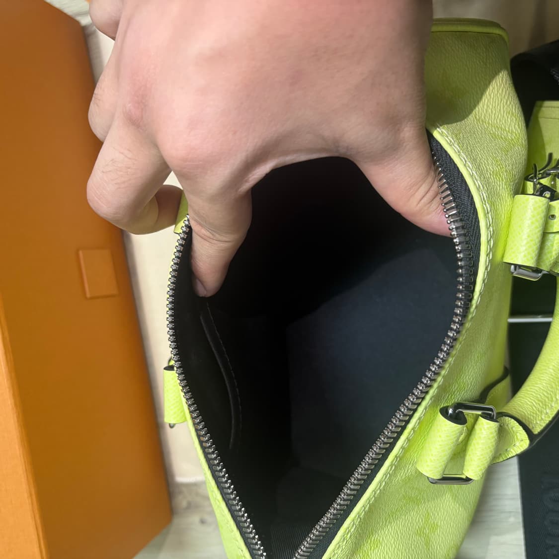 [백화점판/새상품급] 루이비통 키폴 반둘리에 25 레몬 상품이미지3