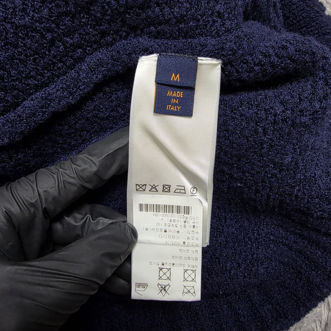 {클로젯}[M][26F/w백화점판]루이비통 LV 인타르시아 크루넥 니트 상품이미지6