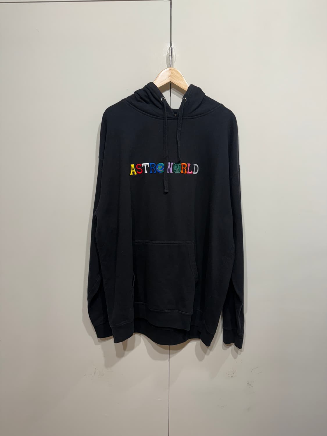 Travis Scott Astroworld 후드티 블랙 상품이미지1