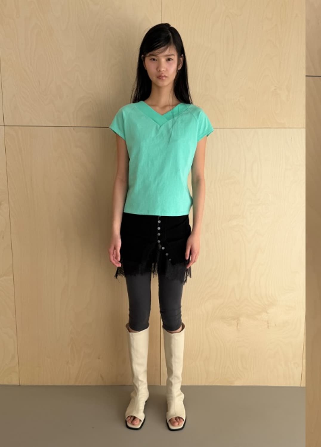 세릭 민트 브이넥 반팔  상품이미지1