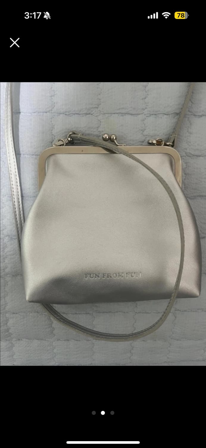 펀프롬펀 복조리 프레임 실버 크로스백 상품이미지1