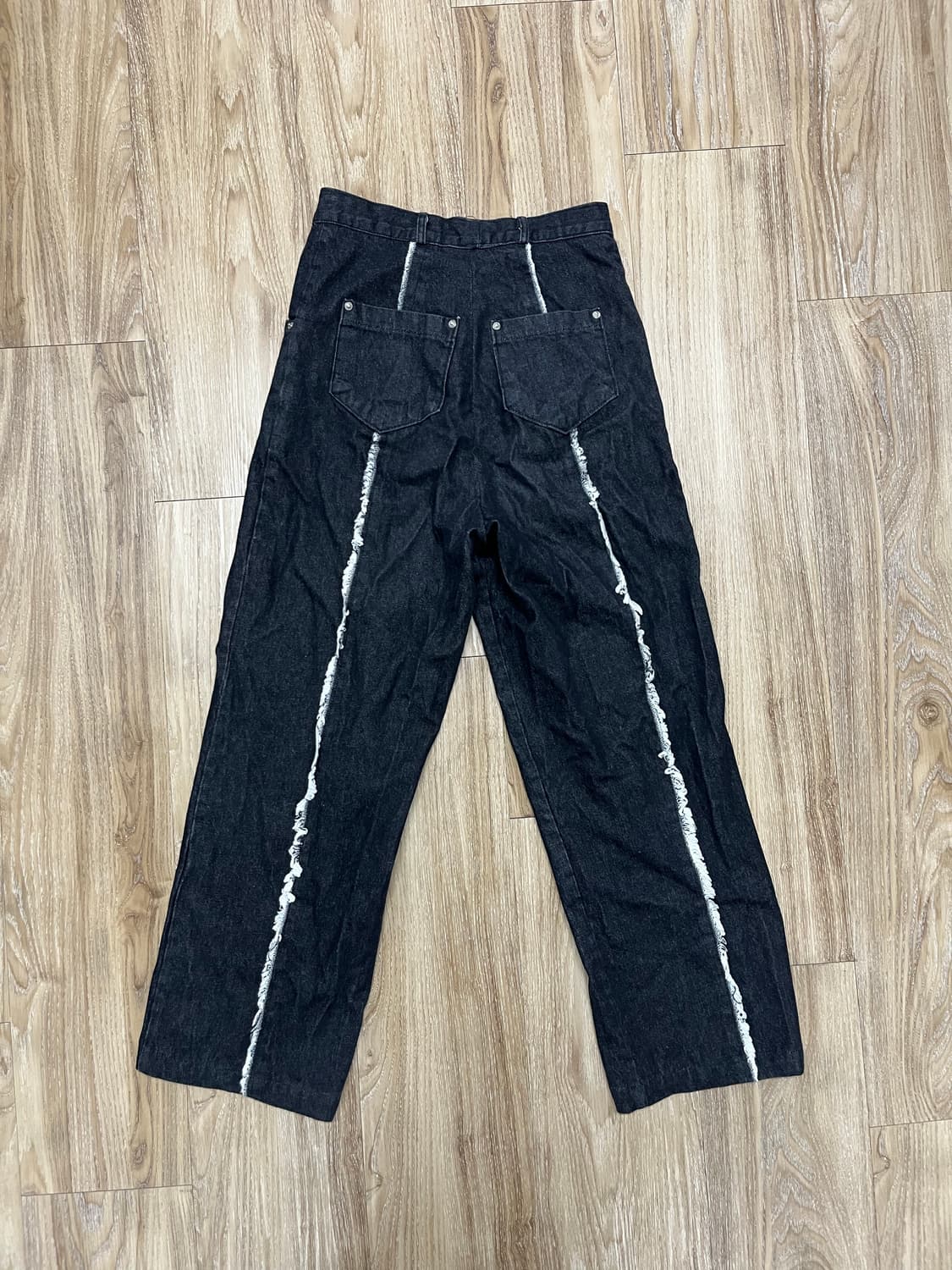 절개라인 흑청바지 27 상품이미지4