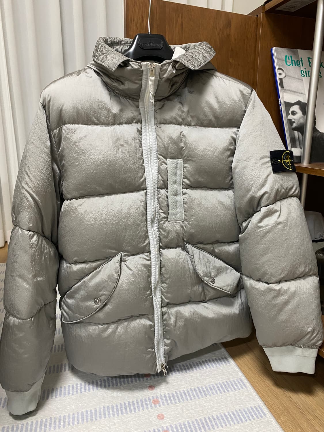 스톤아일랜드 나일론메탈 22fw 실버 L 상품이미지1