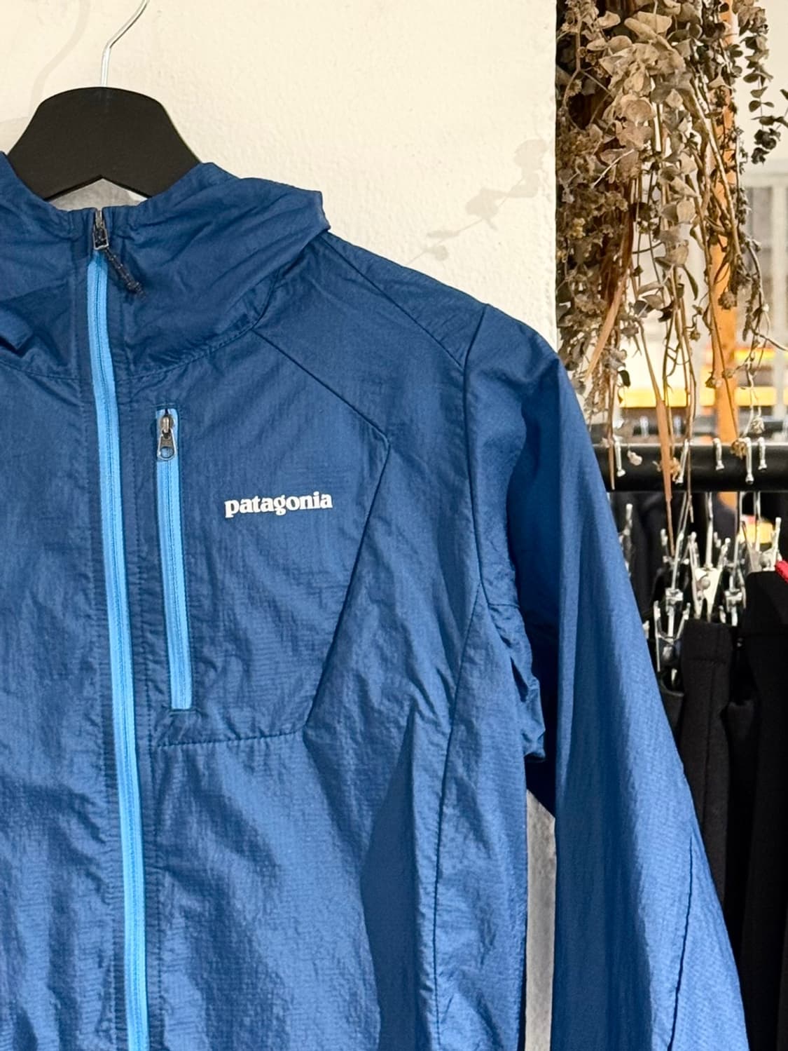 파타고니아 블루 후디니 자켓 상품이미지3