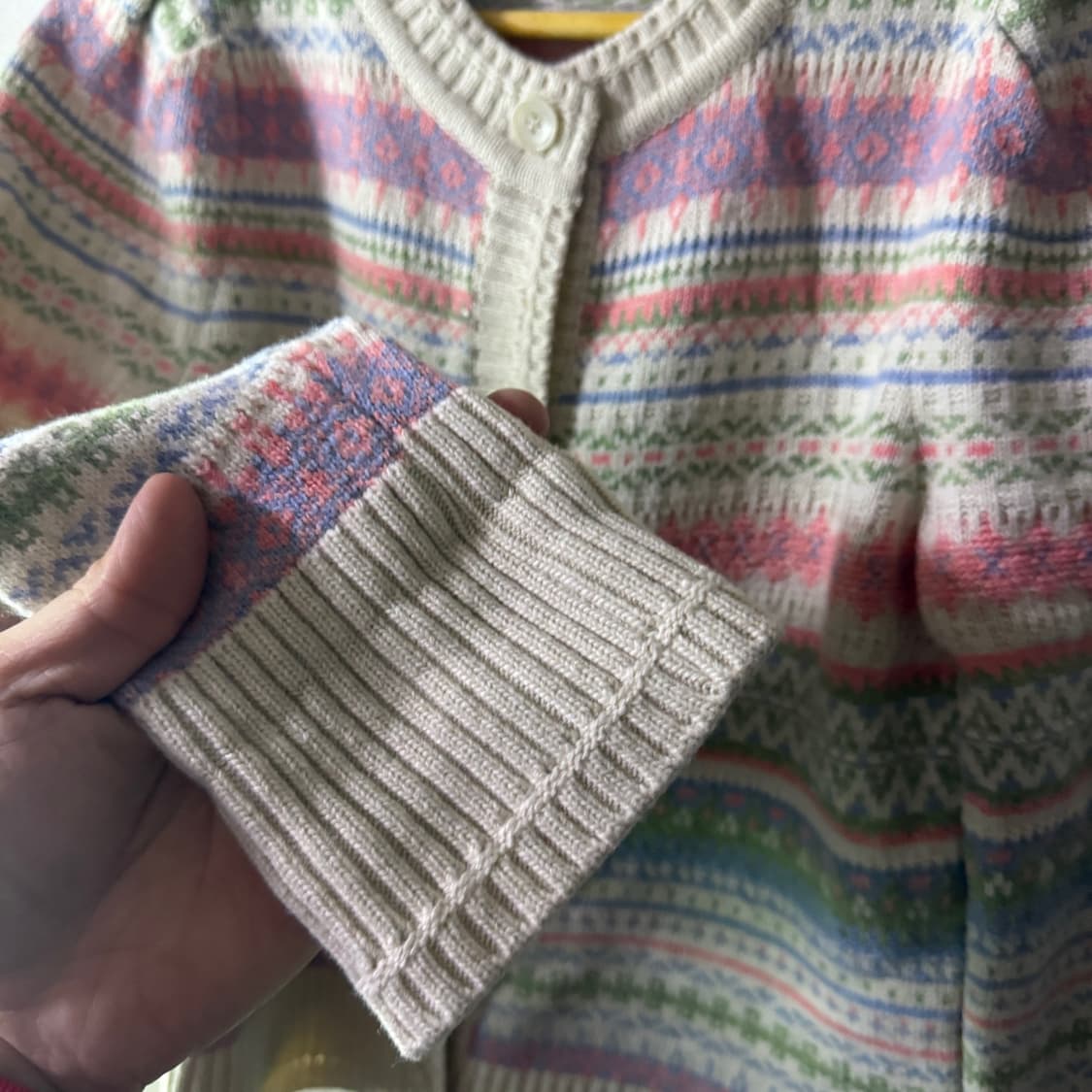 써스데이아일랜드 전판 자카드 가디건 S (여성 66정도) 상품이미지4