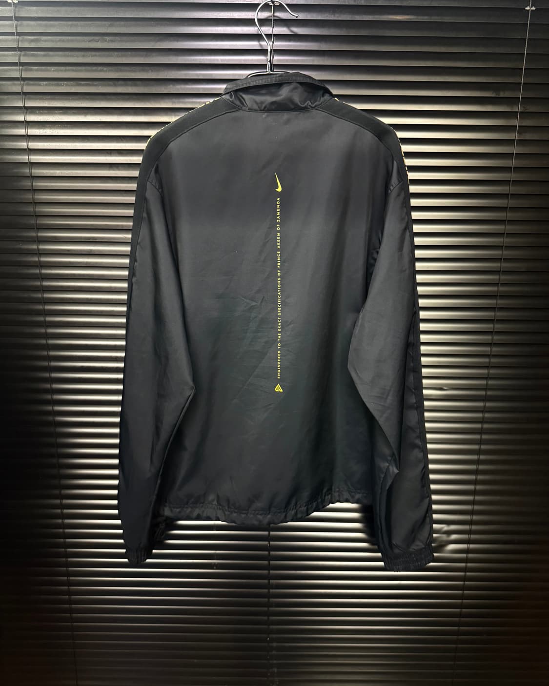 나이키 커밍투아메리카 검골 블랙 골드 기하학 집업 바람막이 우븐 올드스쿨 상품이미지7