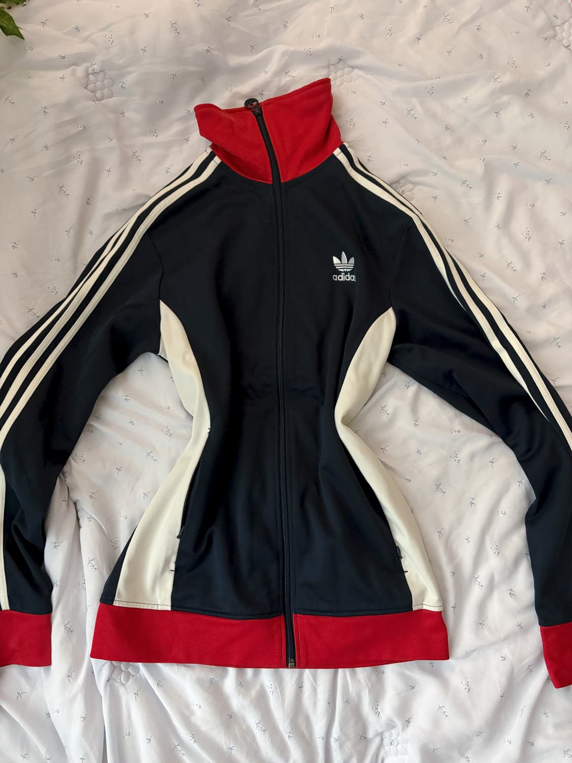 (남녀공용)(M.I.K)아디다스 유로파 트랙탑 져지 상품이미지1