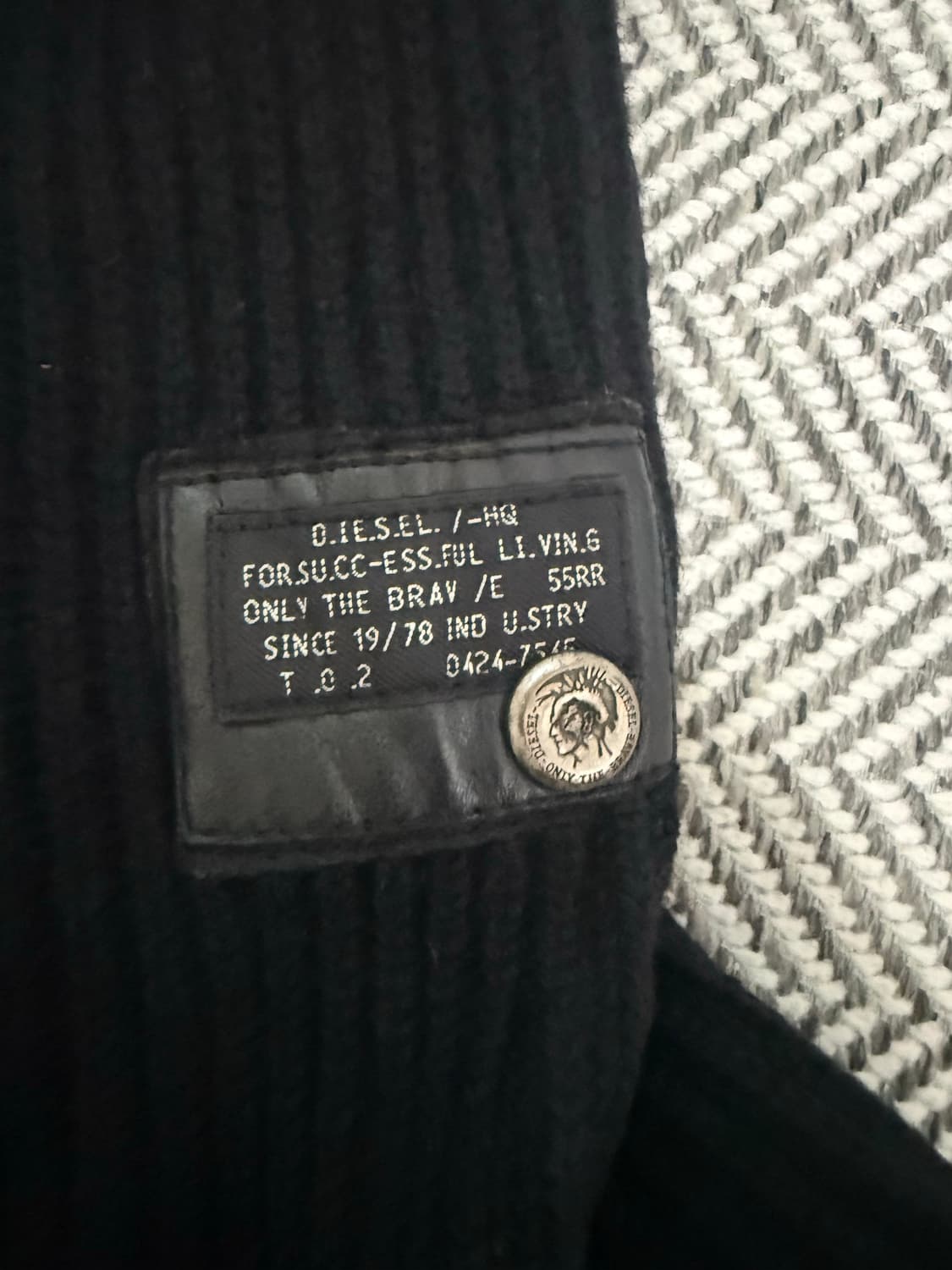 디젤(Diesel) 울 니트 콤비 피코트 상품이미지4
