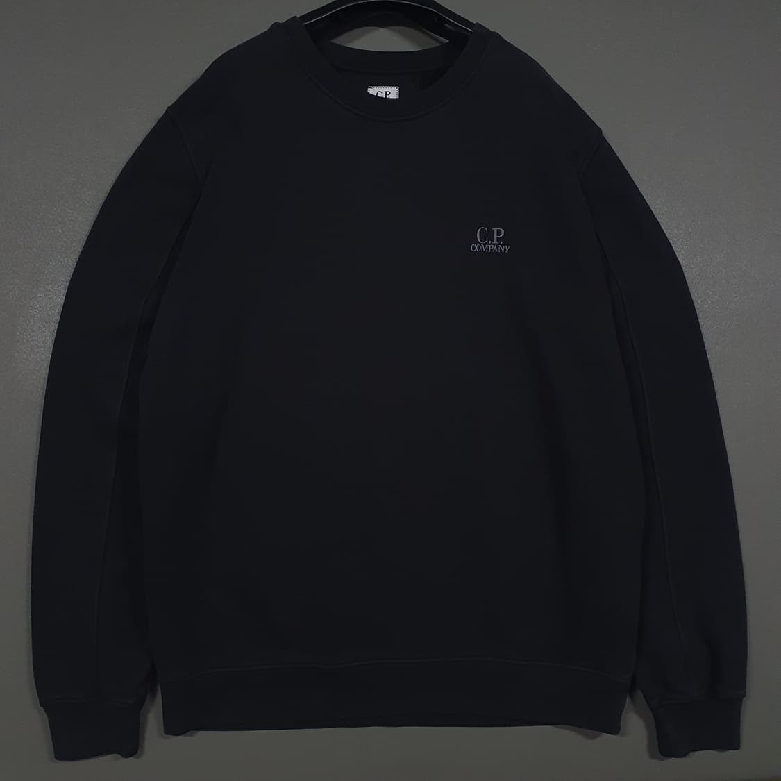 씨피컴퍼니 신형 22FW 디아고날 플리스 로고 맨투맨 스웻셔츠 블랙 XL 상품이미지1