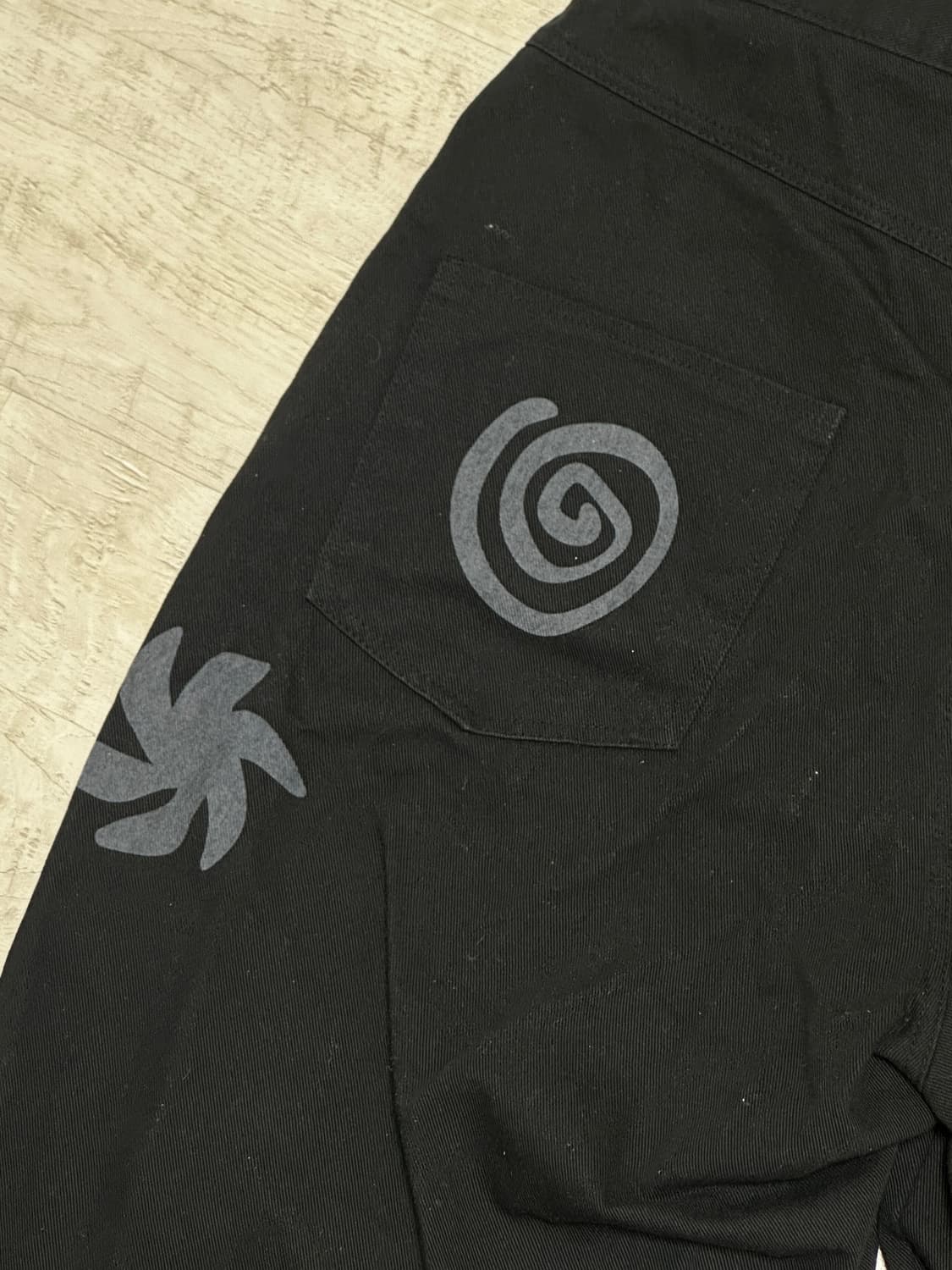 잇자바이브 DOODLE BERMUDA PANTS 버뮤다 팬츠 M 상품이미지4