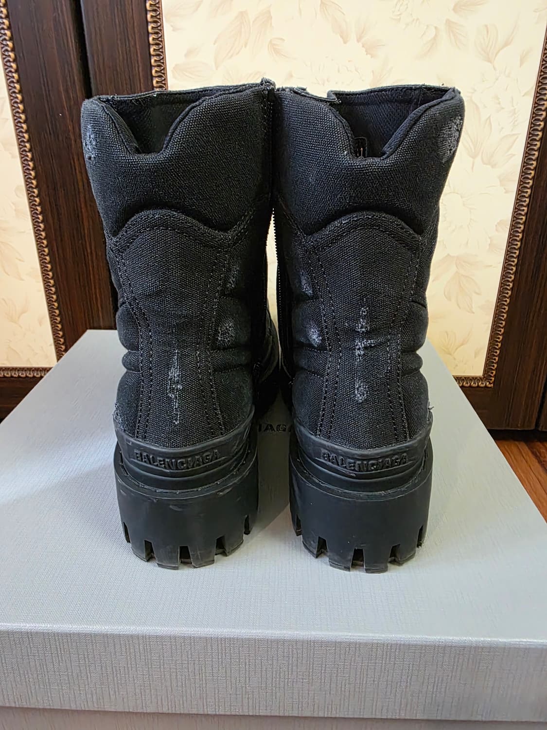 발렌시아가 컴뱃 스트라이크 41 블랙 상품이미지5