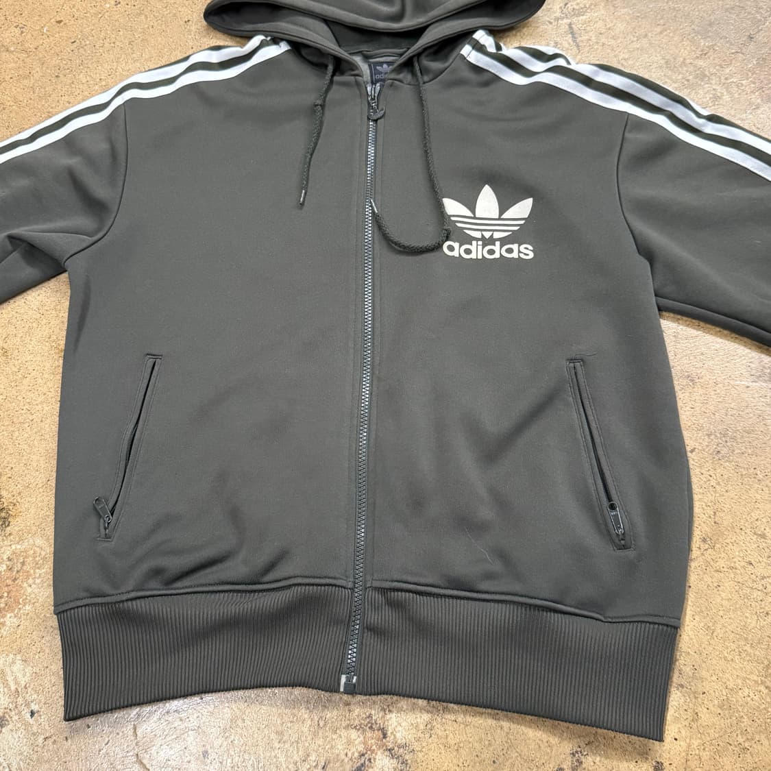 아디다스 카키 후플 플락 후드집업 져지 상품이미지4