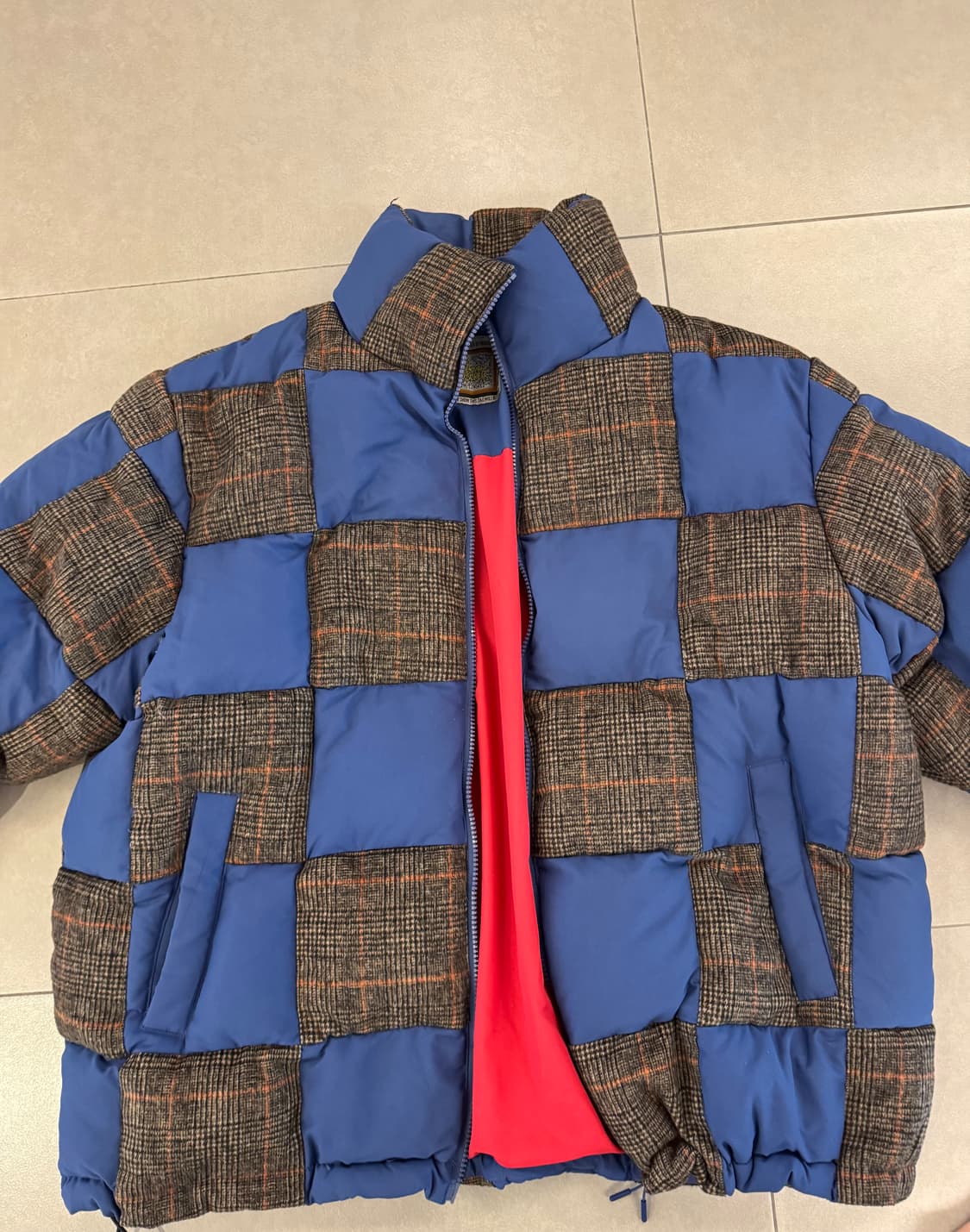 KidSuper 체커드 푸퍼 사이즈 L 상품이미지1