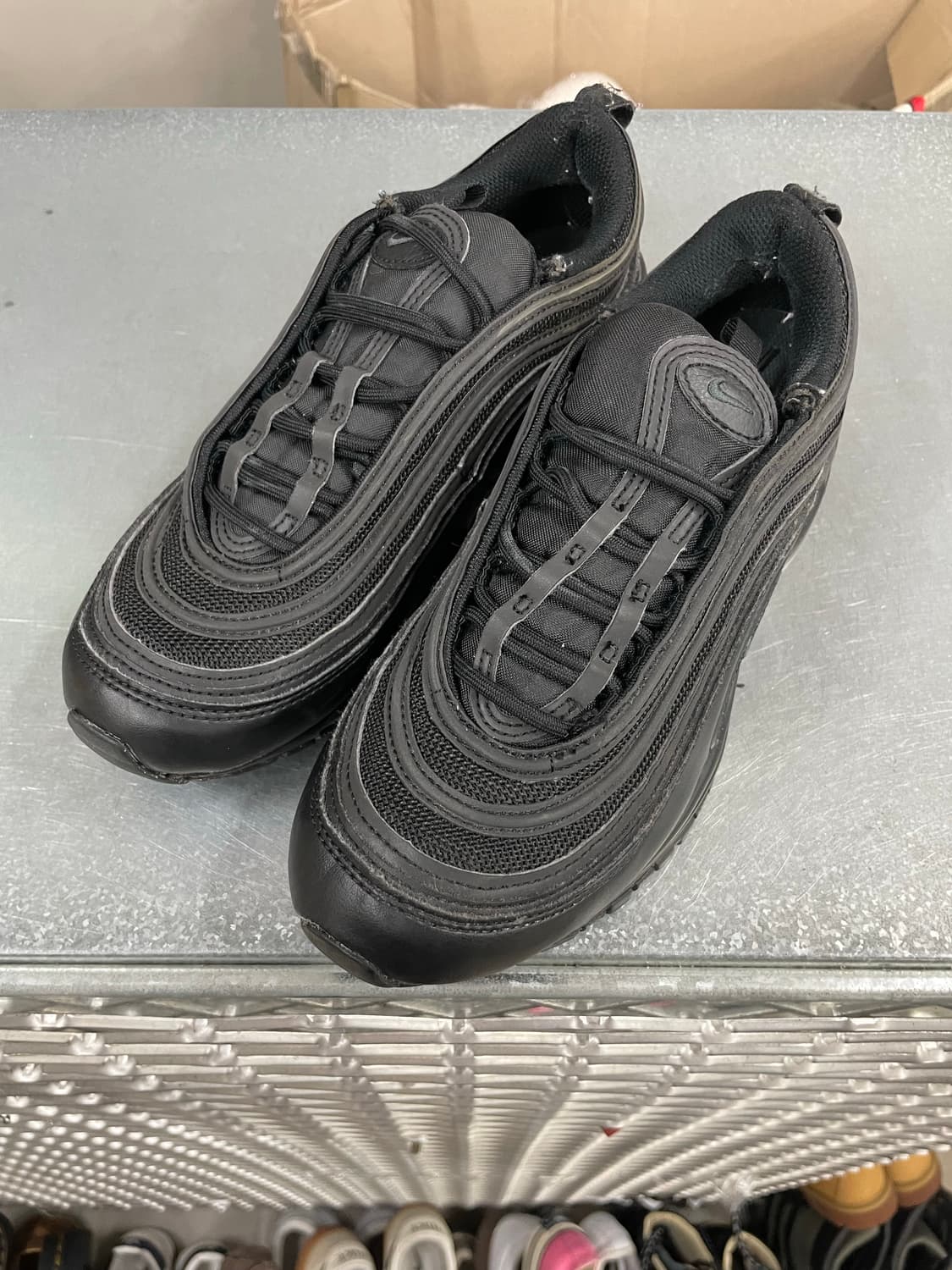 나이키 에어맥스 97 트리플 블랙 250 상품이미지2