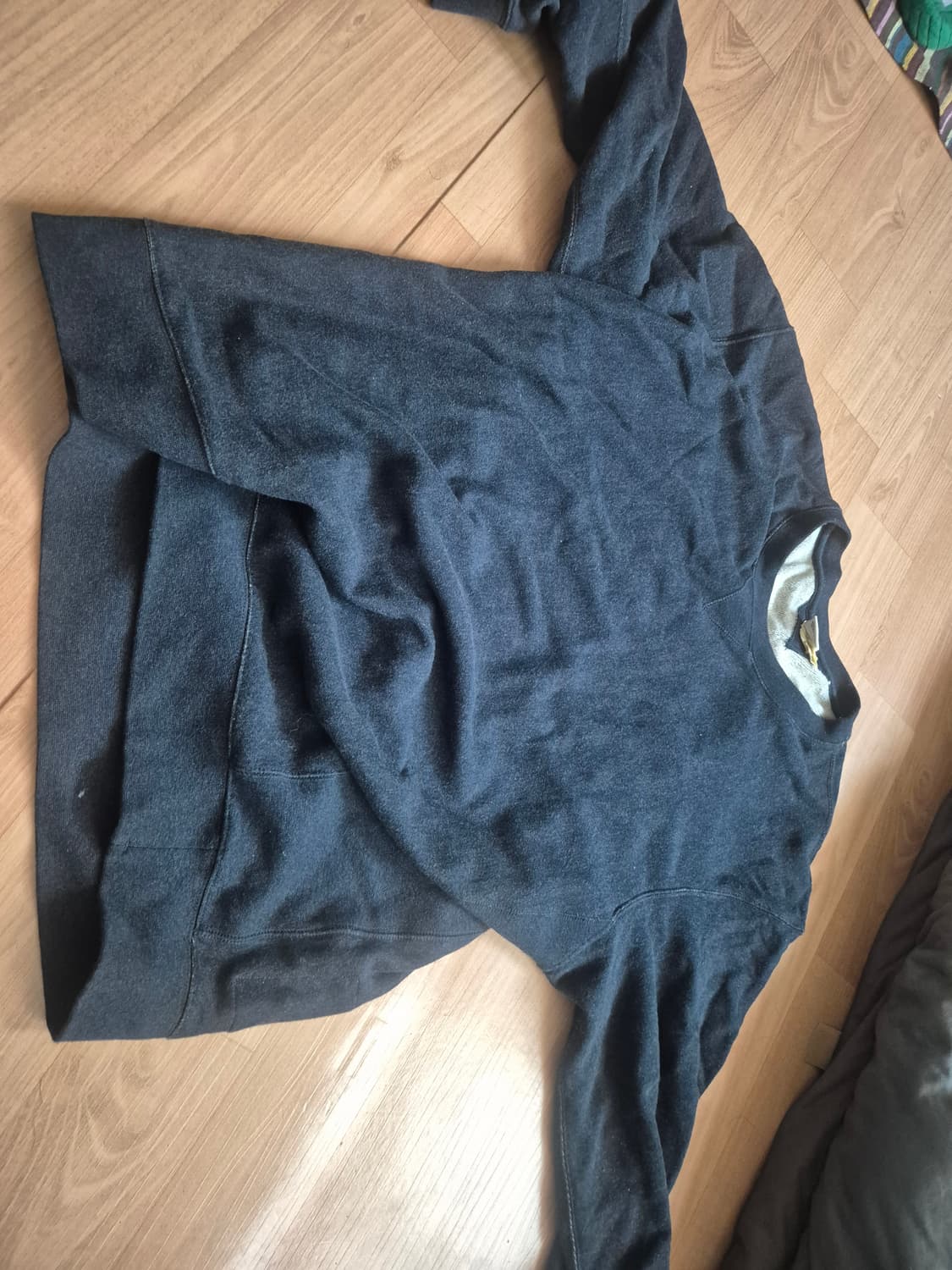 카키스 크루넥 맨투맨 25ss 상품이미지1