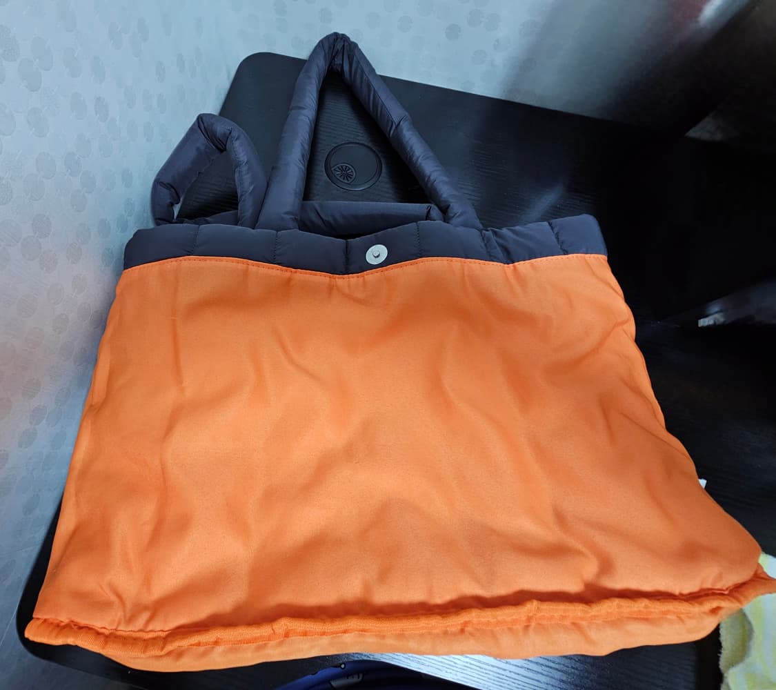 메종 키츠네 × 라네즈 리버시블 패딩 토트백 상품이미지3