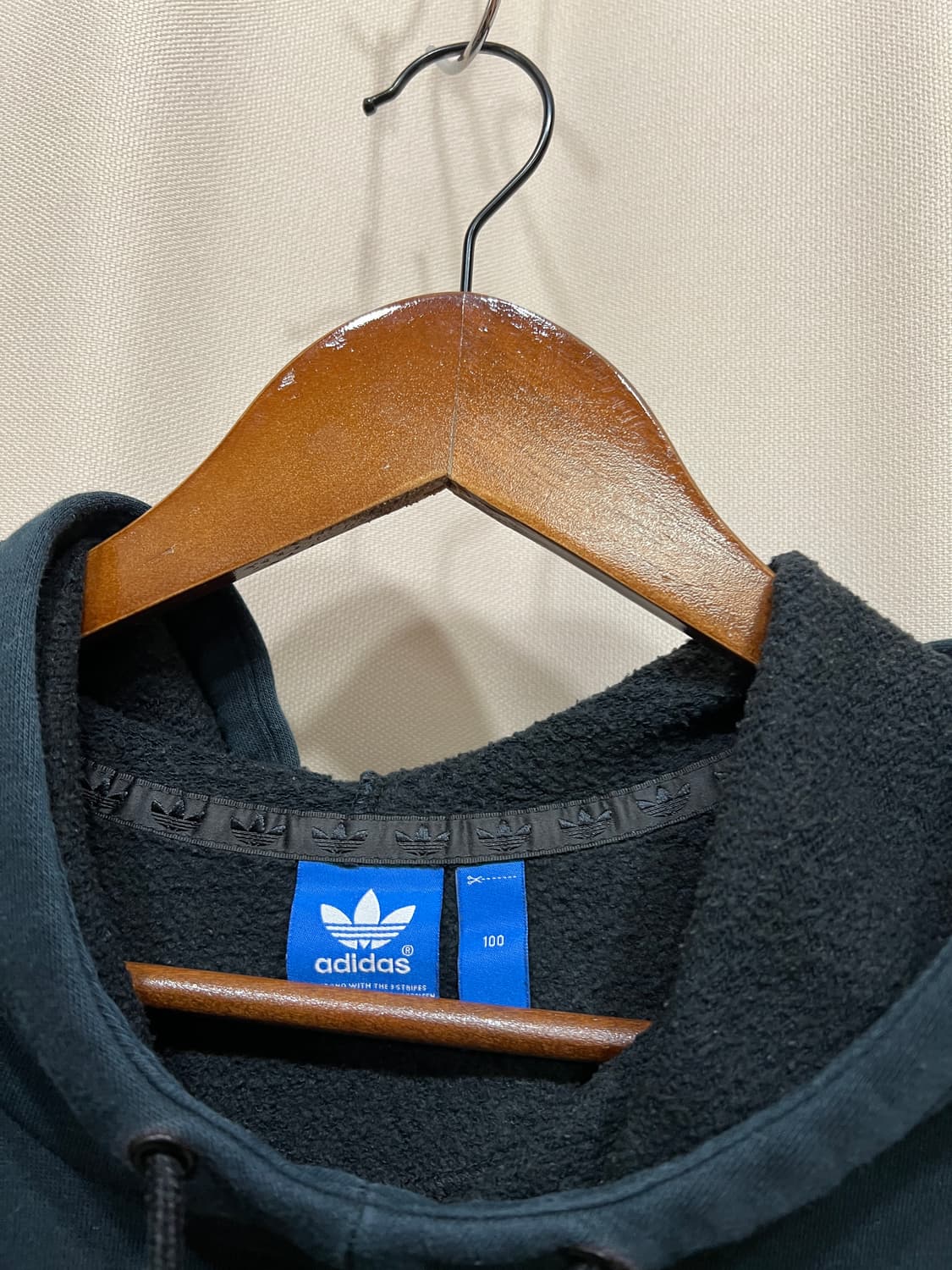 아디다스 여성 파이어버드 금장 스터드 기모 후드티  상품이미지4