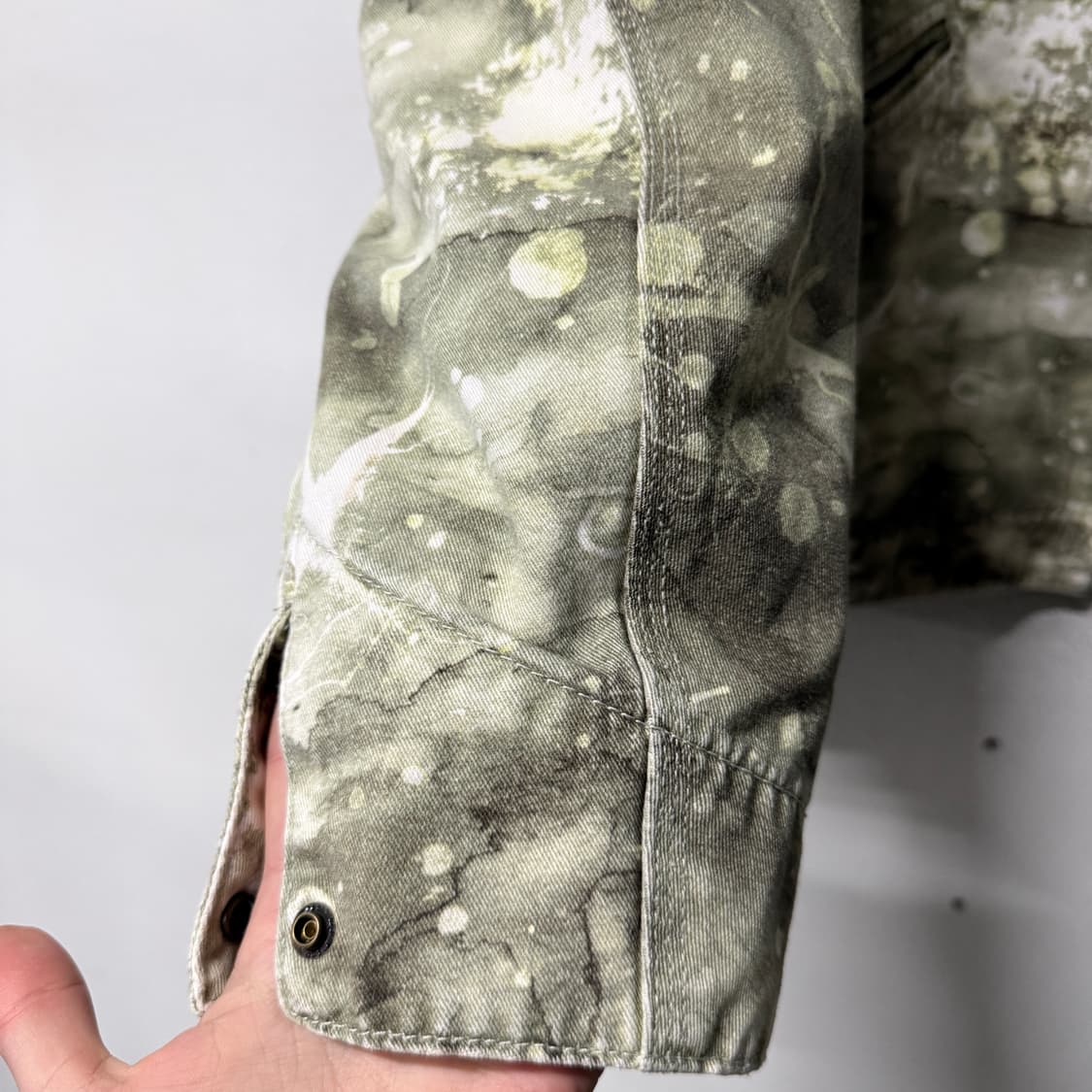 자라 더티 페인팅 워싱 데님 트러커 자켓 상품이미지5