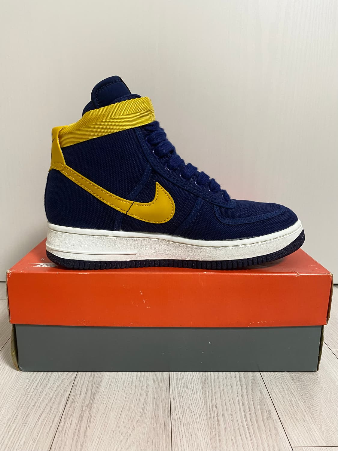 1994년 NIKE AIR FORCE 1 HIGH CVS SC 상품이미지5