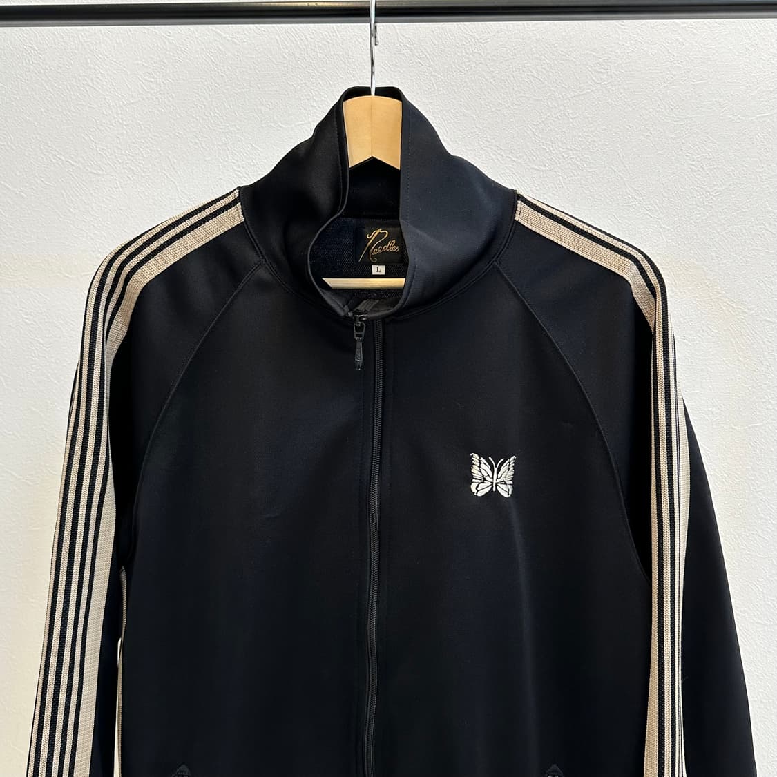니들스 트랙자켓 L사이즈  상품이미지2