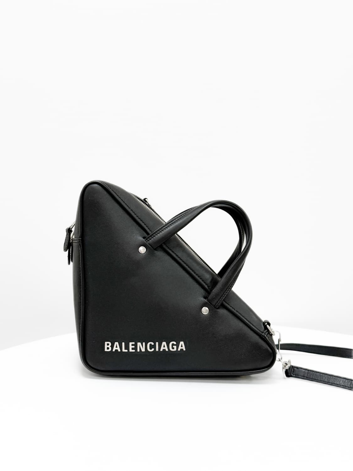 발렌시아가 트라이앵글 더플백 상품이미지3