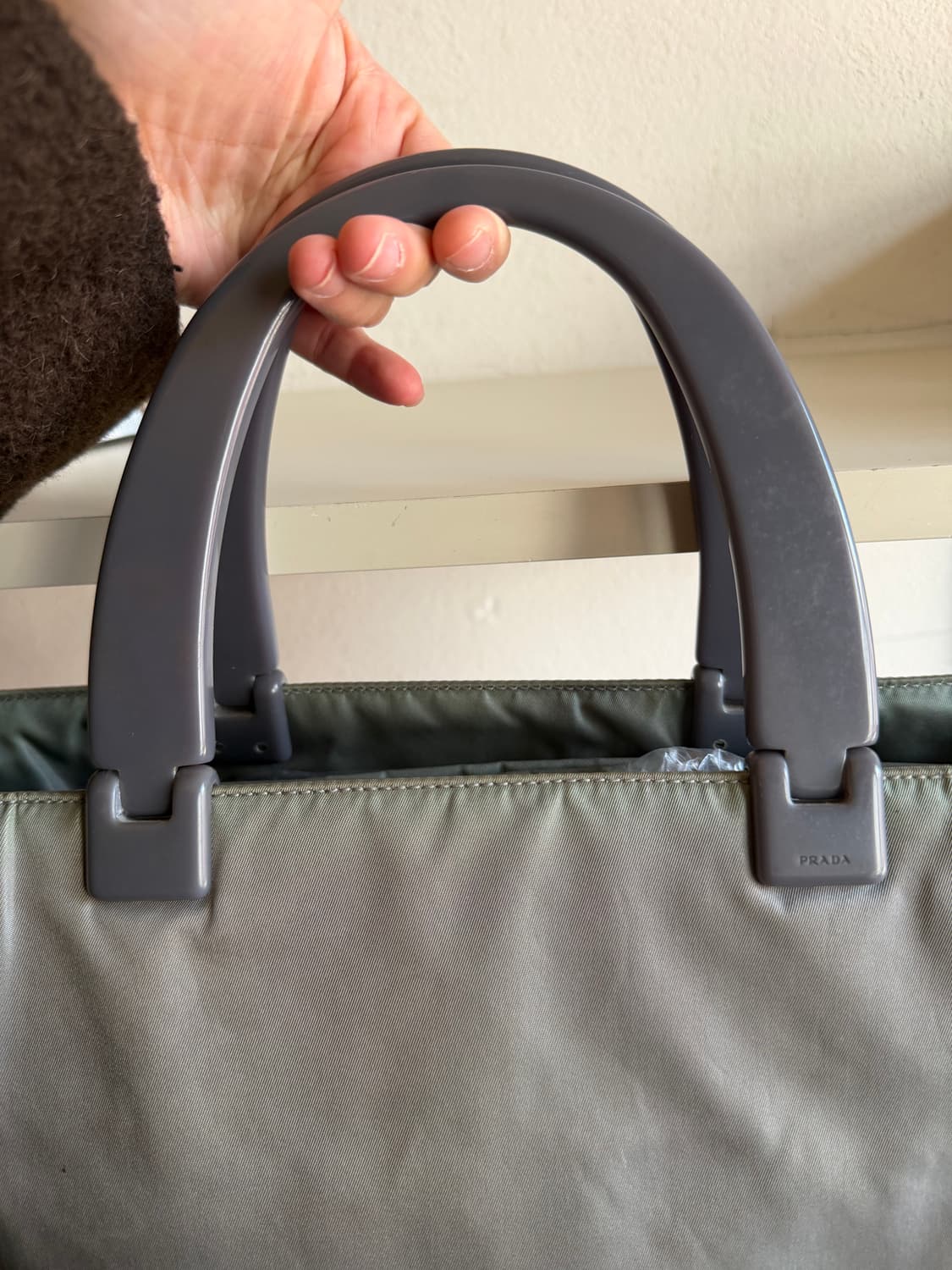 early 00s 프라다 포코노 플라스틱 핸들 백 상품이미지6