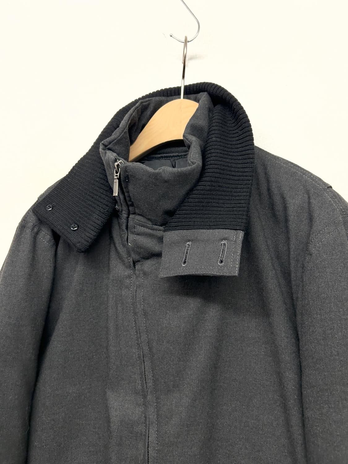 BOYCOTT 하이넥 사선 지퍼 다운 패딩 자켓 상품이미지3