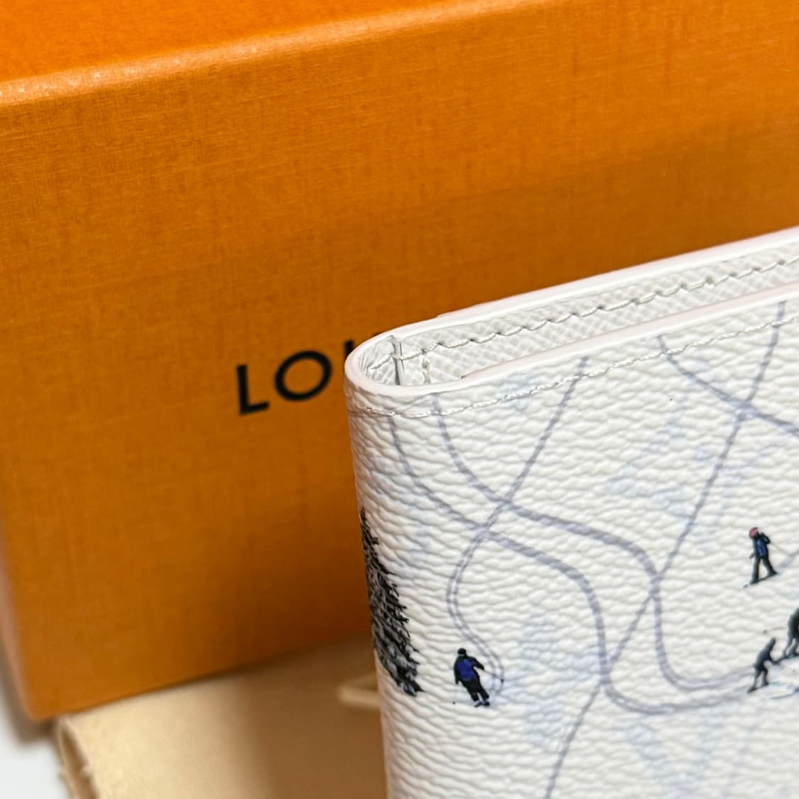 [미사용/한정판] 25FW 루이비통 스키 화이트 오거나이저 카드지갑 상품이미지3