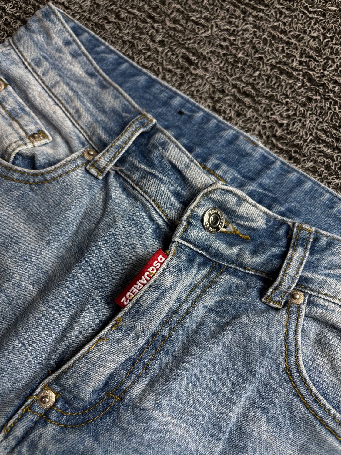 디스퀘어드2 리프드 디테일 디스트로이드 데님 팬츠 2659 상품이미지3