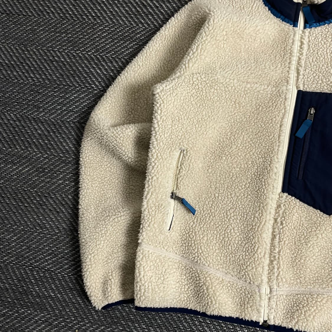 파타고니아 레트로 X 플리스 자켓 네추럴 크림 y 2860 상품이미지4
