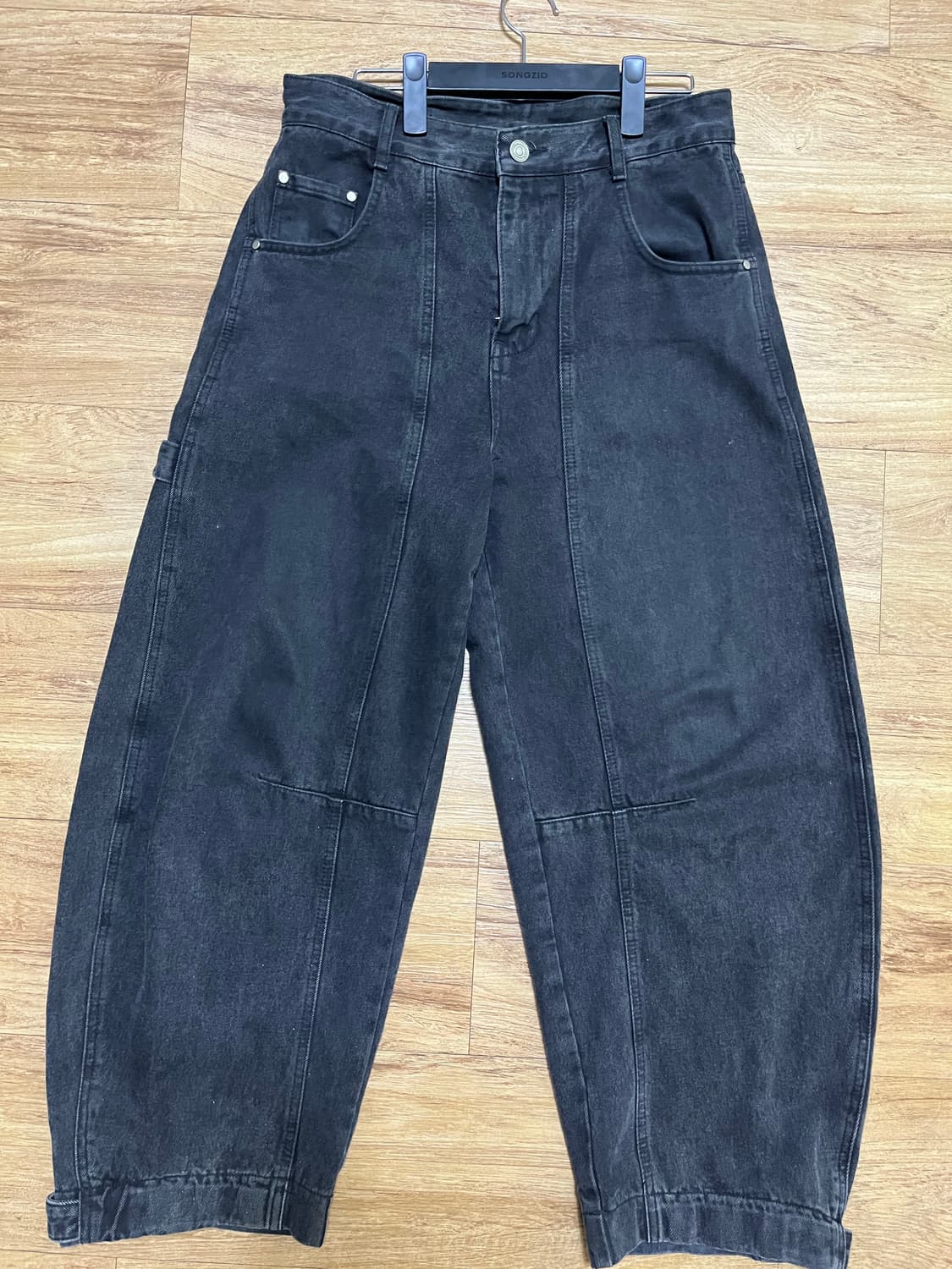 송지오옴므 흑청 카펜터 데님 상품이미지1