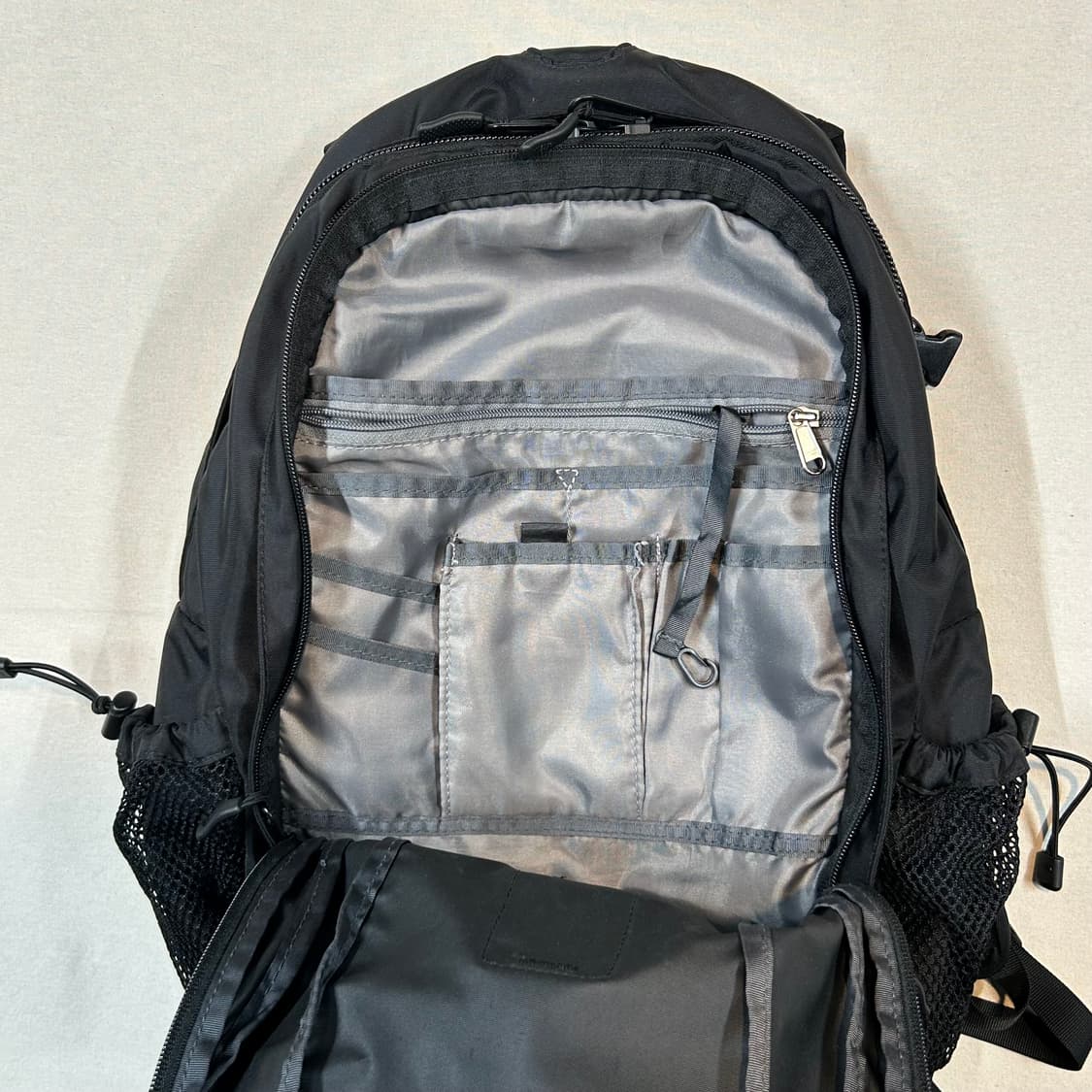 노스페이스 핫샷 블랙 백팩 가방 상품이미지7