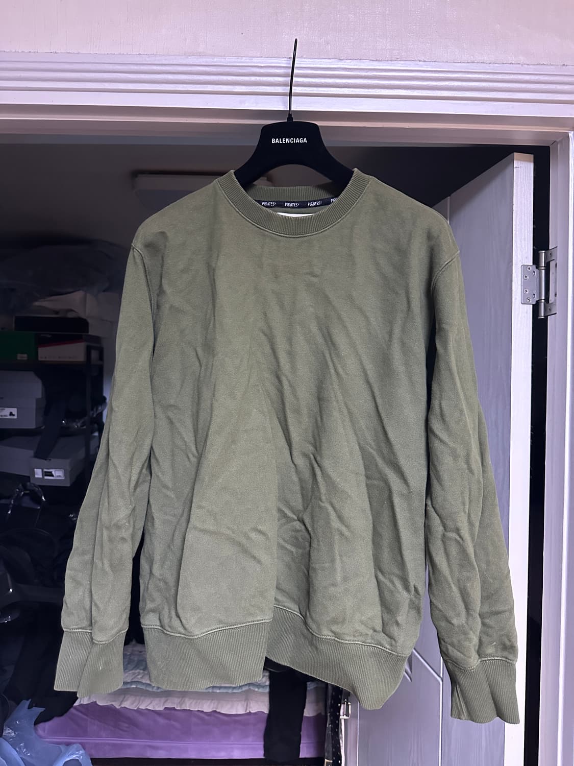 [XL] 로맨틱파이어리츠 맨투맨 카키 상품이미지1