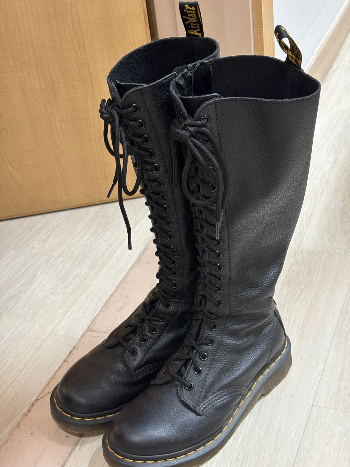 uk5) 닥터마틴 1B60 20홀 상품이미지3