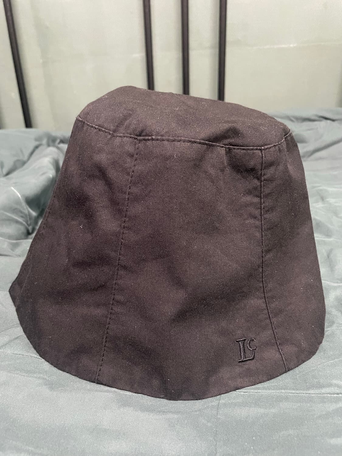 로우클래식 블랙 버킷햇 상품이미지1