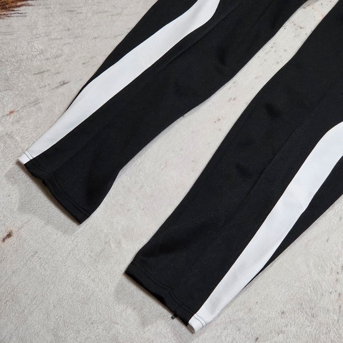 재팬 미즈노 블랙 트레이닝 팬츠 상품이미지3