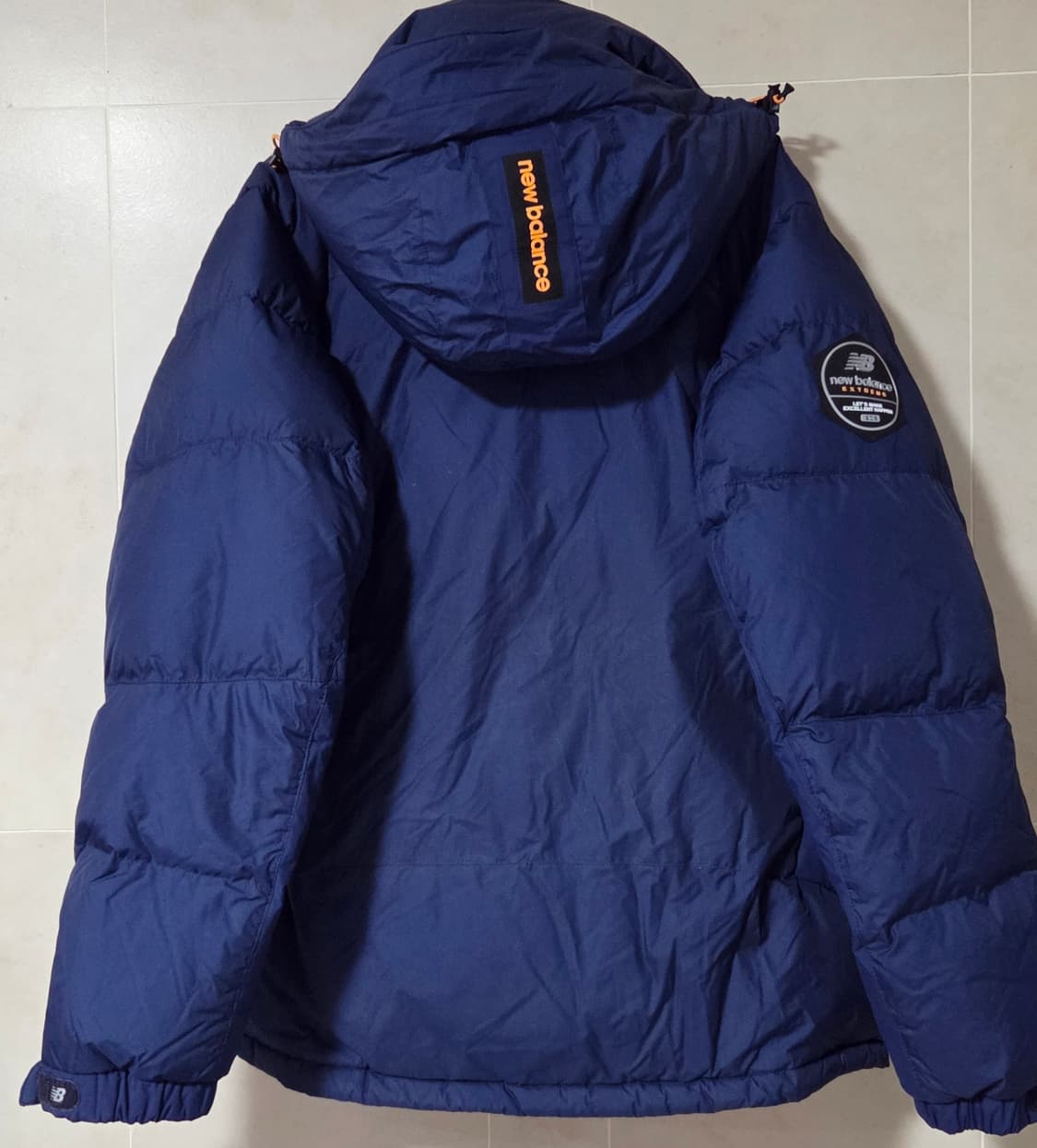 뉴발란스 구스다운 패딩 XL 105사이즈
택포 상품이미지2