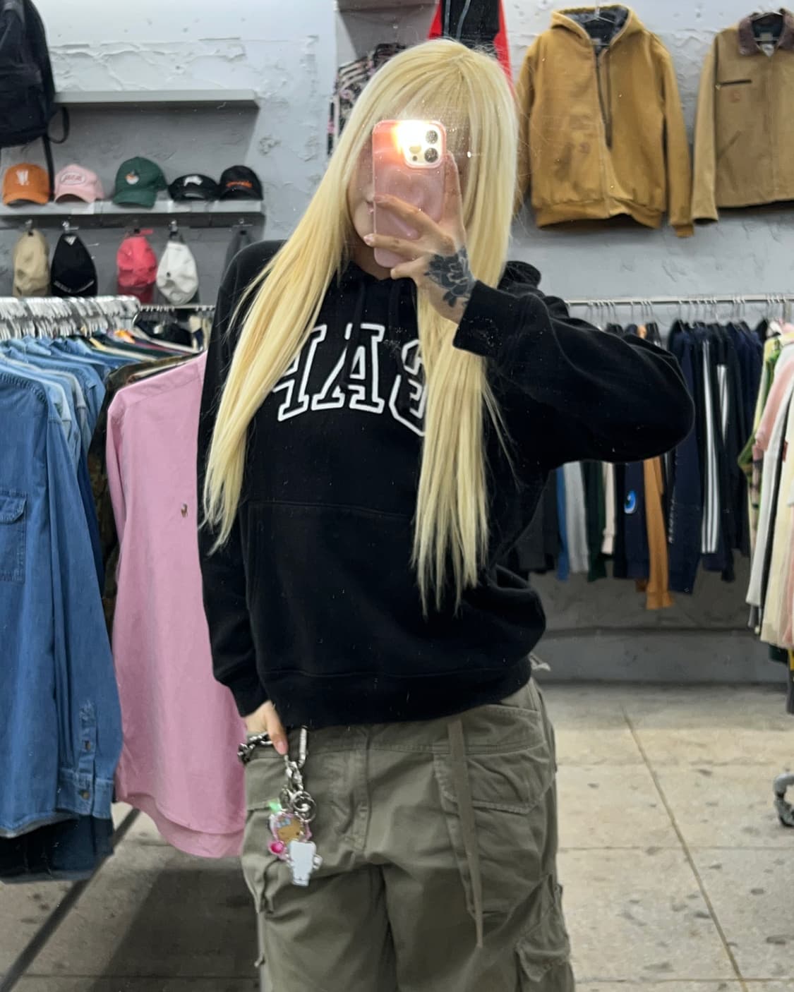 착샷O 갭 블랙 후드 상품이미지3